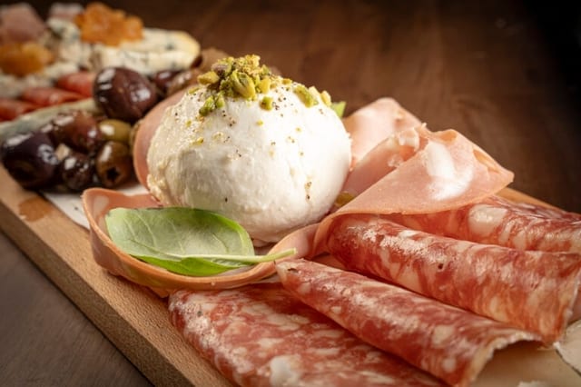 TAGLIERE ITALIANO.