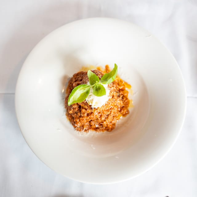 Tagliolini Bolognese.