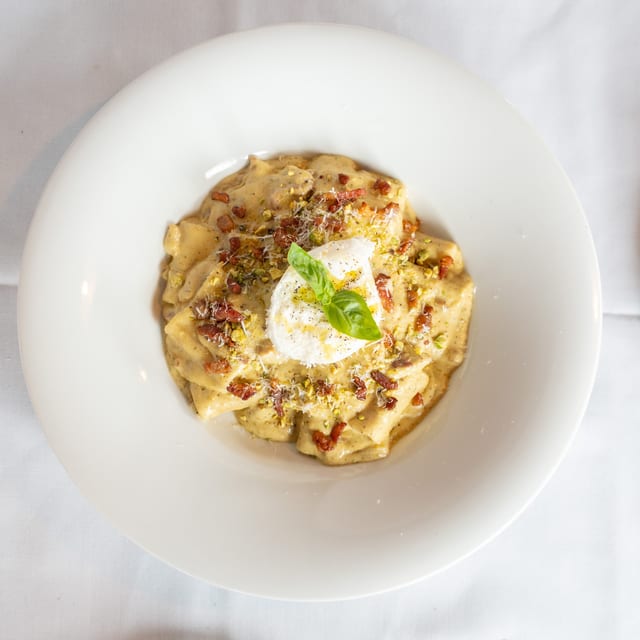 Pacchero Pancetta & Burrata.